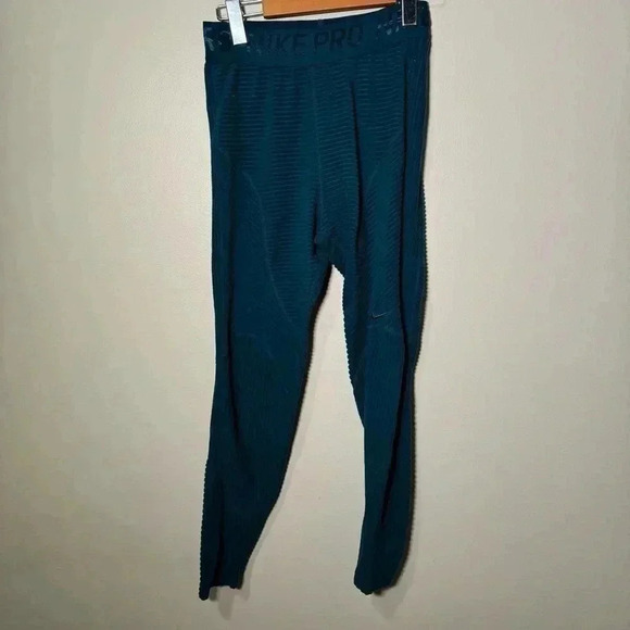 Women’s Nike PRO  Hyperwarm Velour Tights BV5562-347 Midnight Teal S - Picture 4 of 8